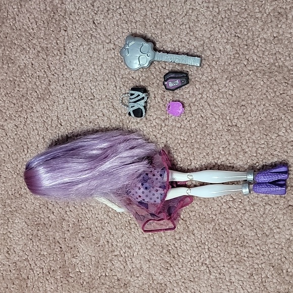 Mo ster High Dot Deat Gorgeous Spectra Vondergeist doll - Picture 6 of 6